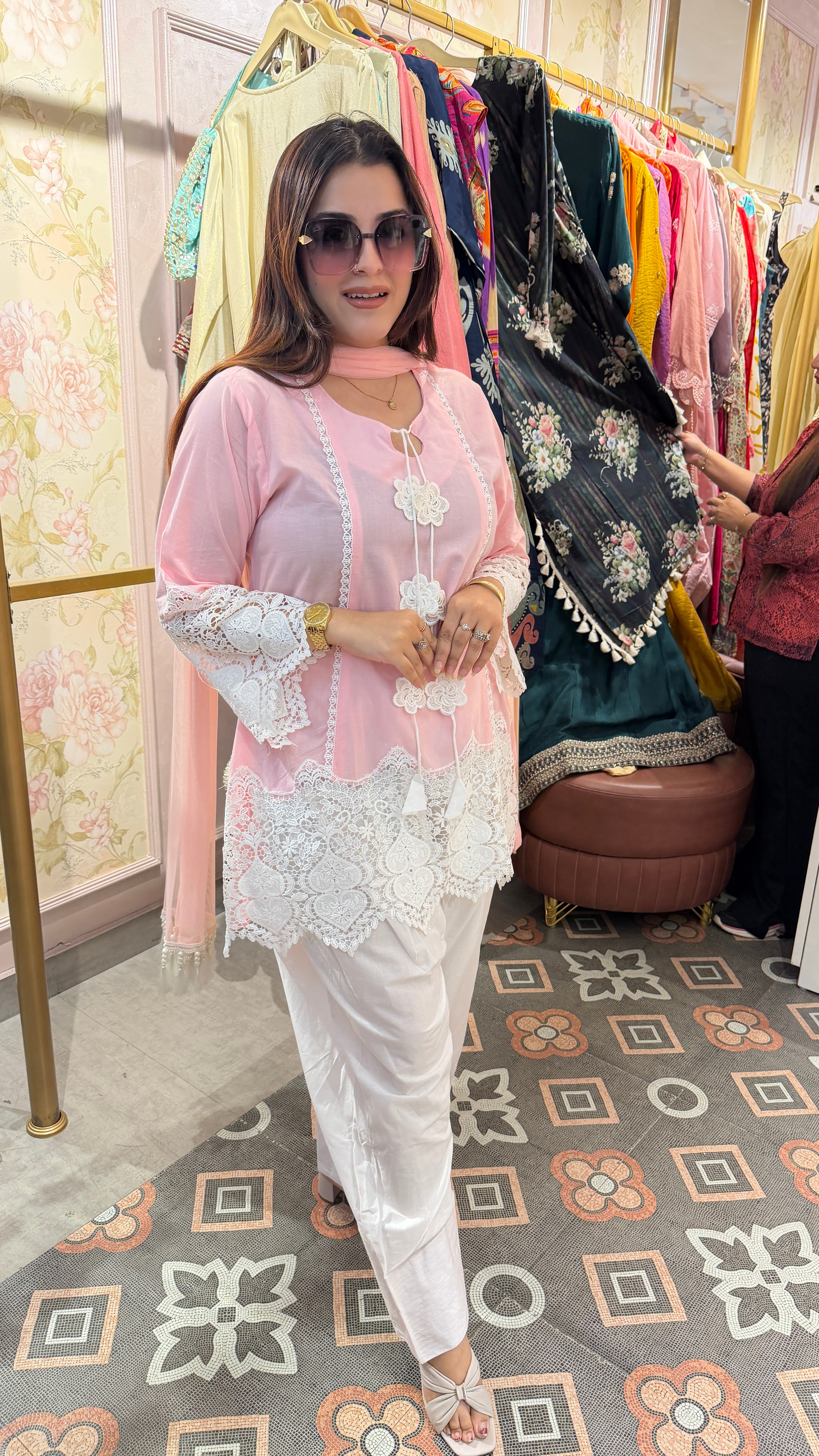 Elegant Lace Embellished Kurta Set with Dupatta
