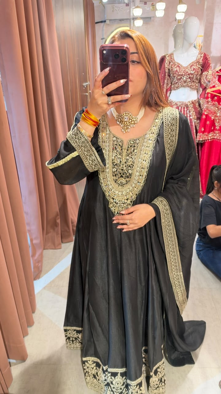 Elegant floor-length Anarkali Gown Suit