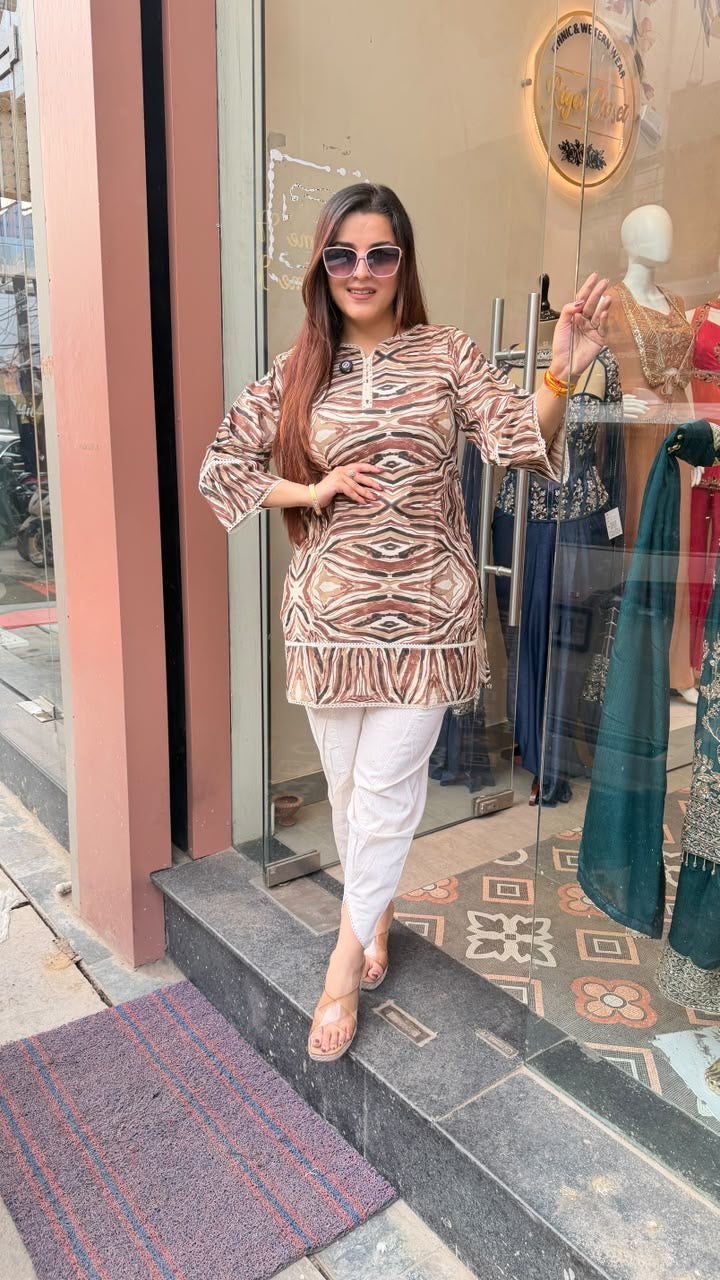 Contemporary Abstract Printed Straight Kurta with White Pants