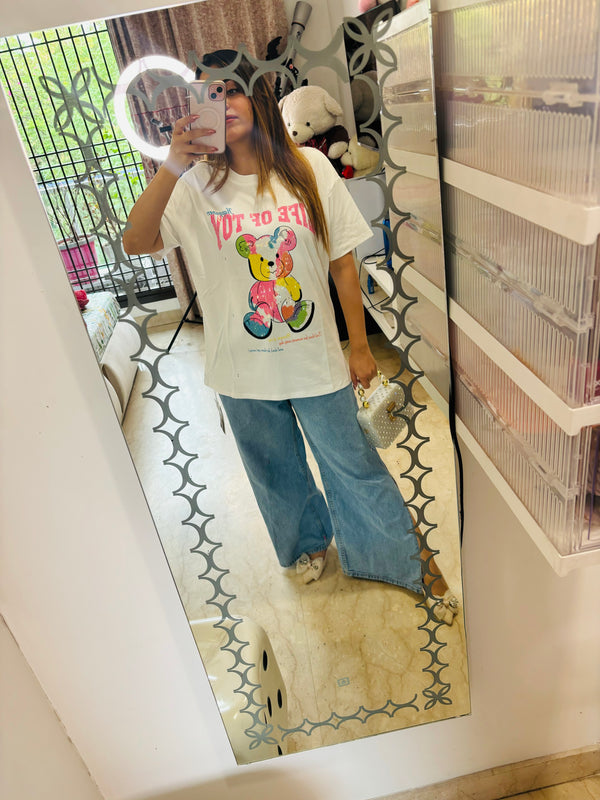 Hip cover yolo teddy tee