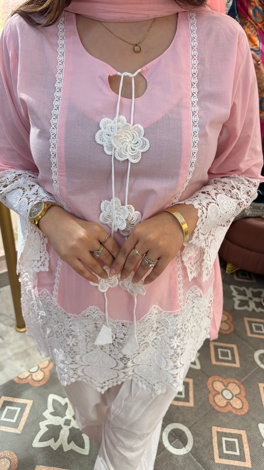 Elegant Lace Embellished Kurta Set with Dupatta