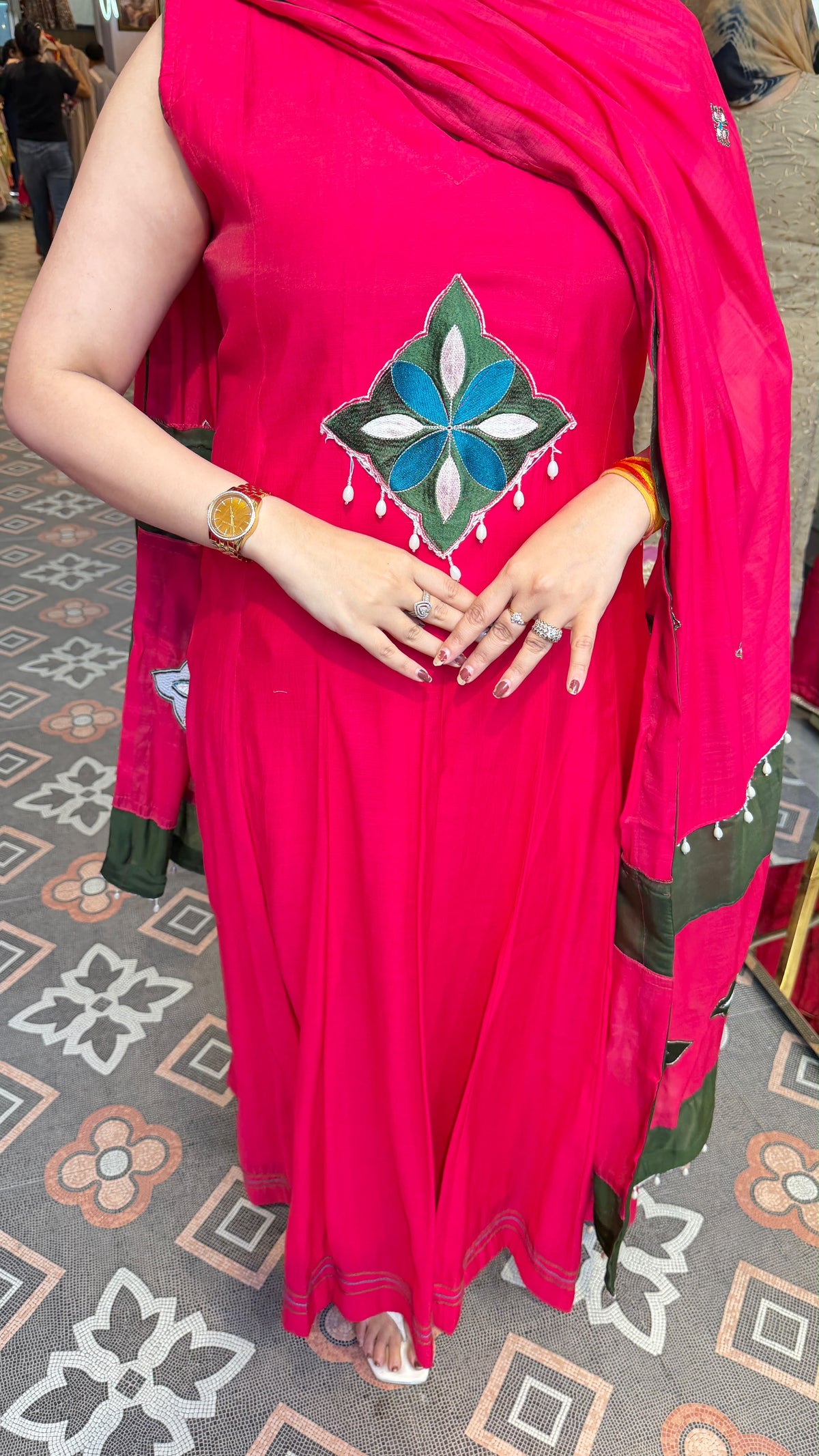 Anarkali Kurta with Appliqué Motif & Contrast Dupatta