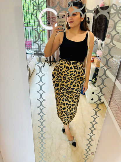 Padded tank top with leopard skirt