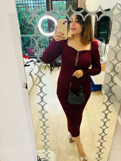 Pre winter bodyfit date dress