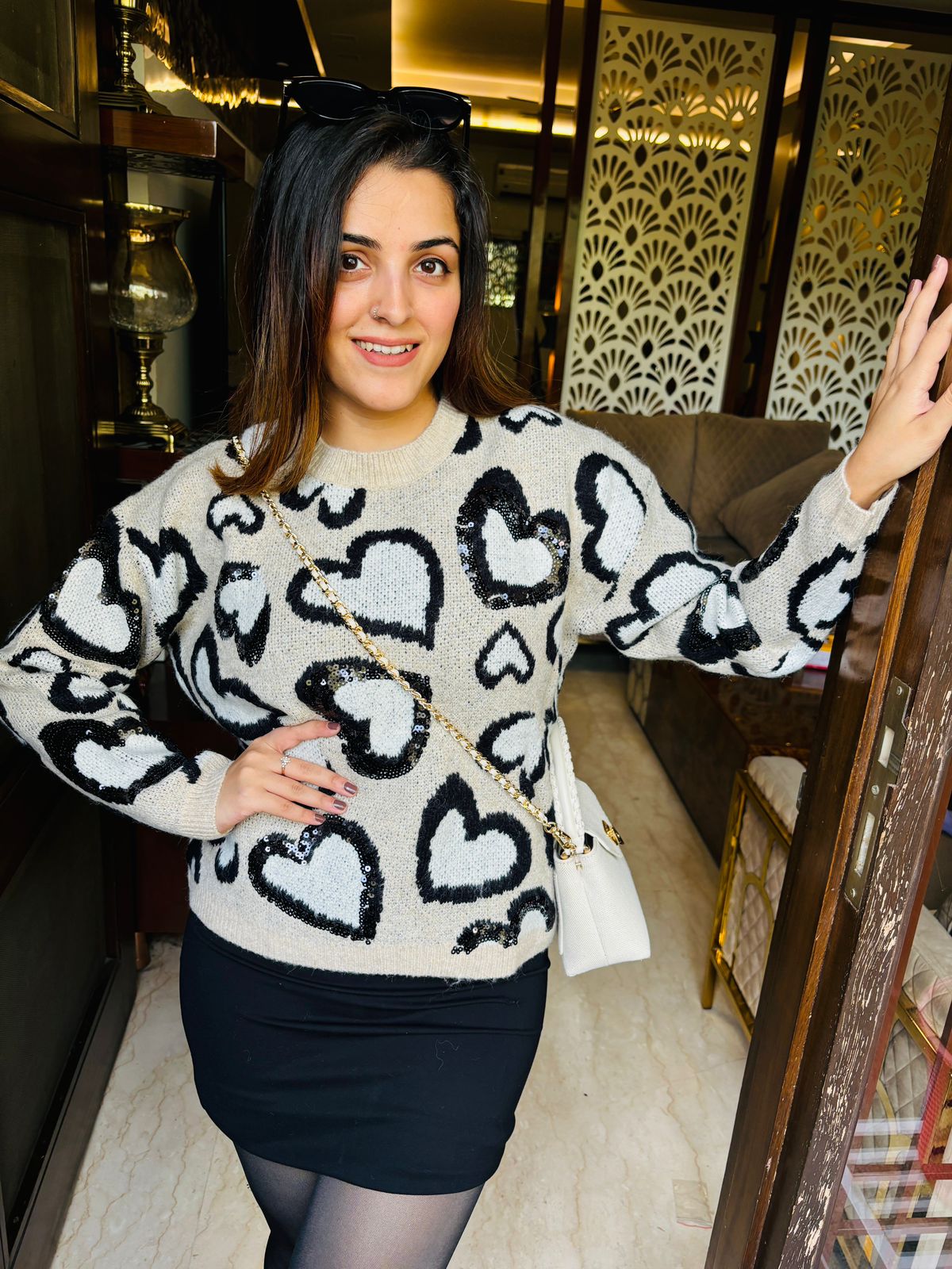 Balloon hearts sweater top