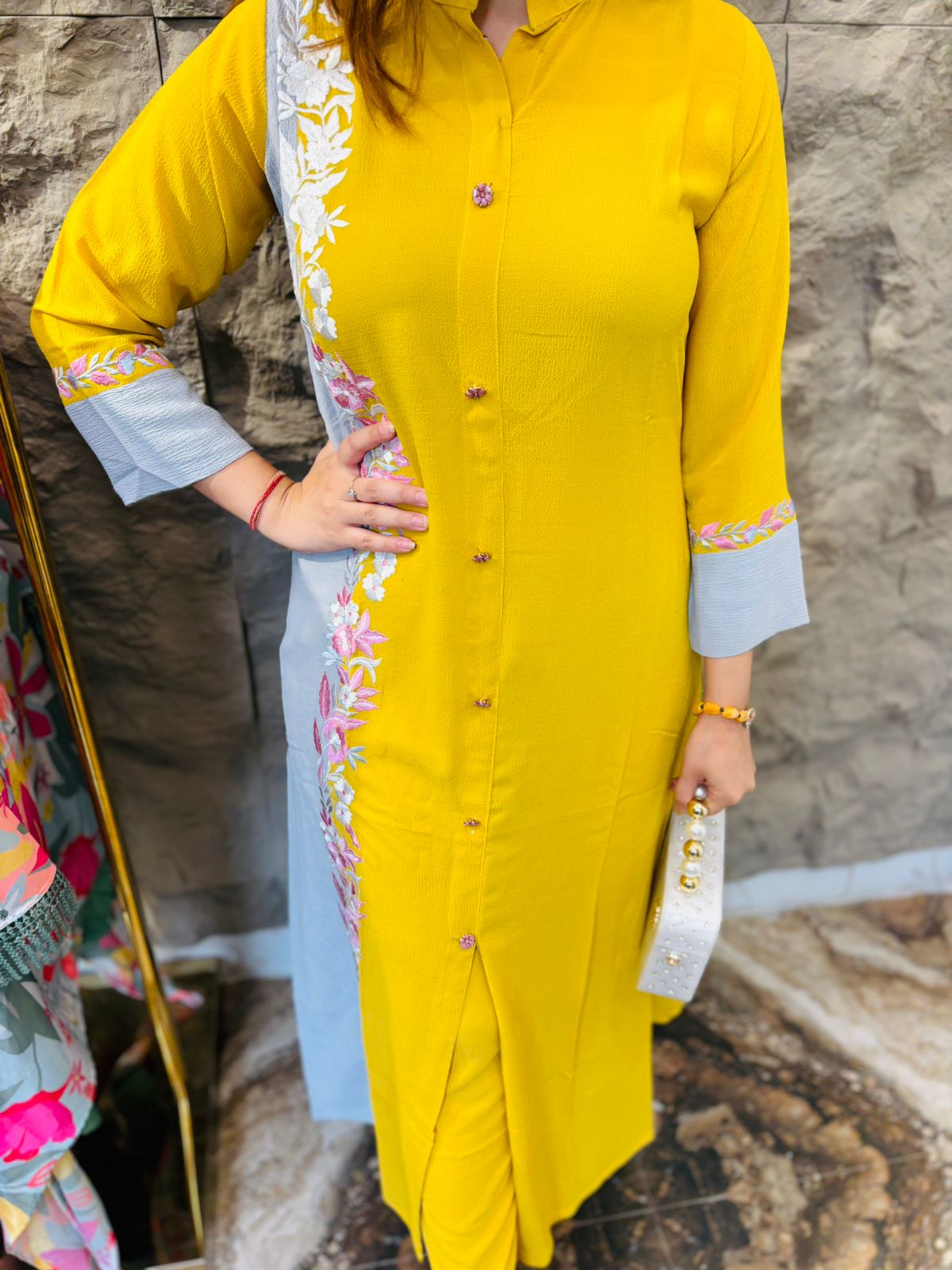 Two Piece Pakistani Style Kurta Set