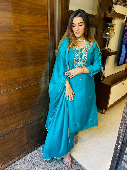 Beautiful karwa special long mirror work neck chinon suit