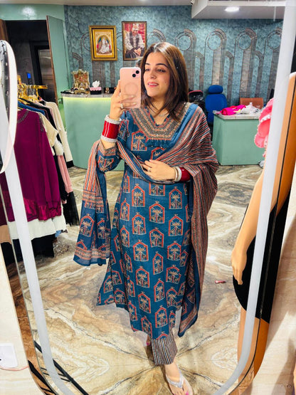 Sanganeri suit