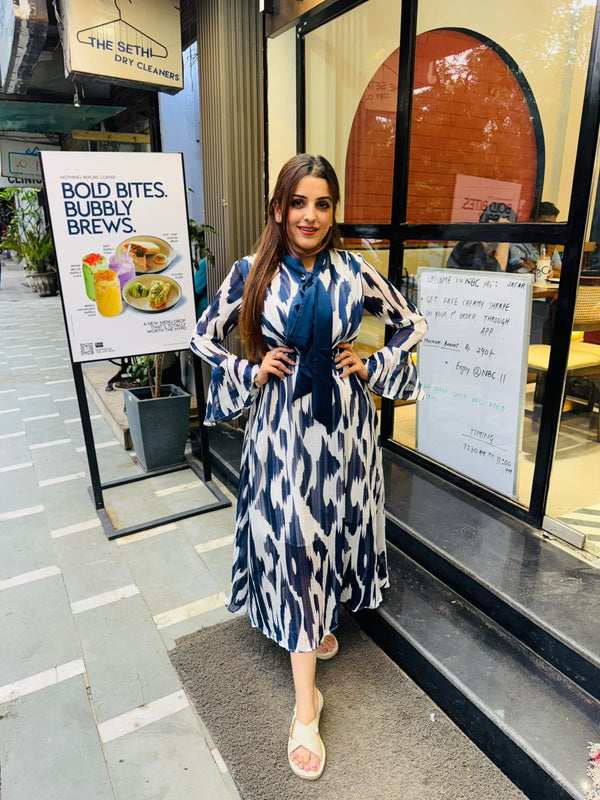 Long front ribbon dress