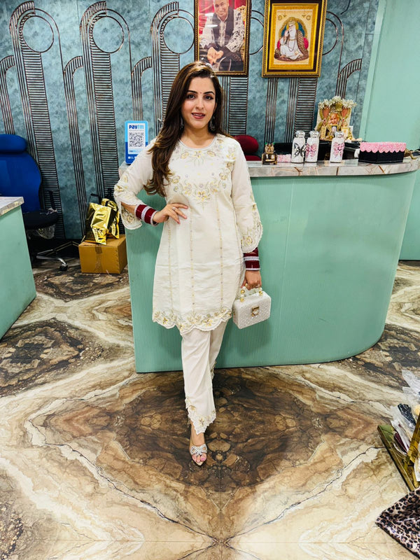 Tea  designer thread embroidery two pc set