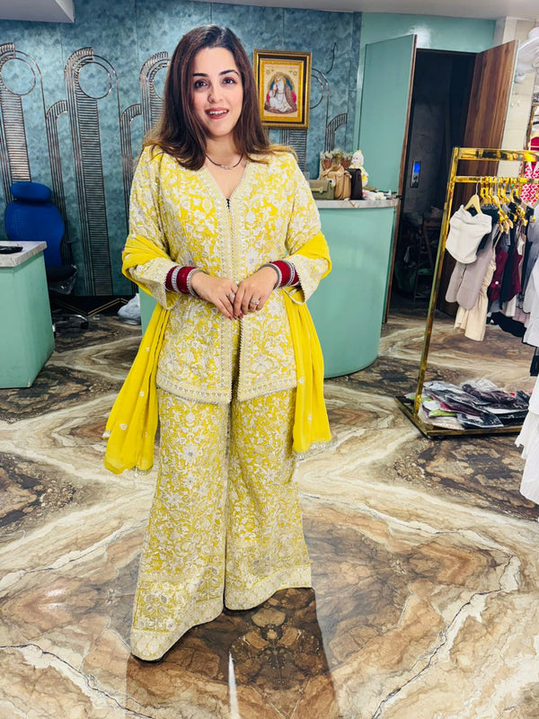 Noor-e-Gulab Chikankari Suit Set
