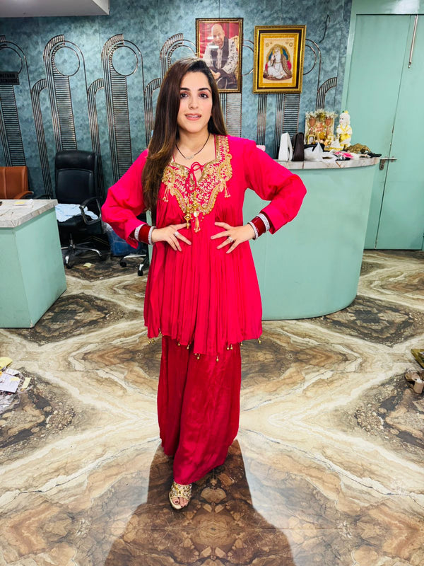 Gulabi Noor Sharara Set