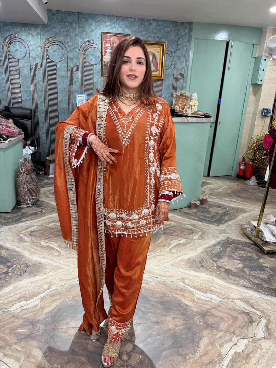 Amber Mirror Majesty Suit Set