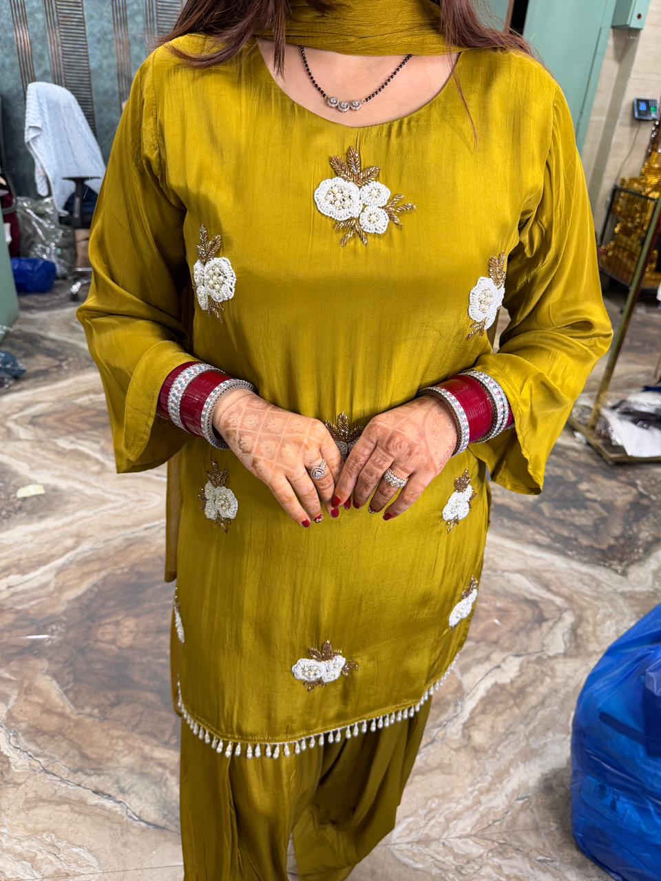 Farzi salwar suit with floral embroidery