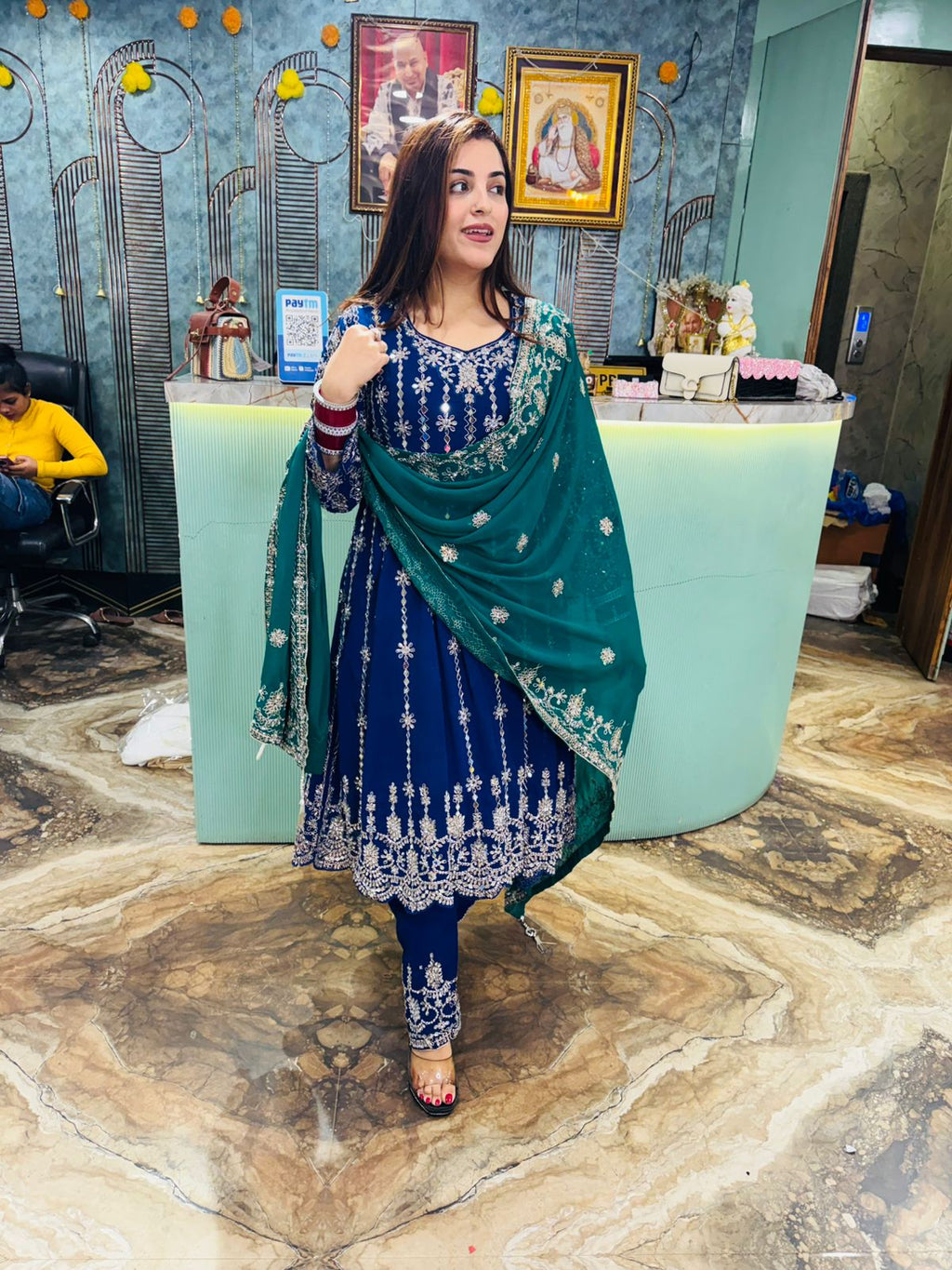 Etic Chandbali embroidered set