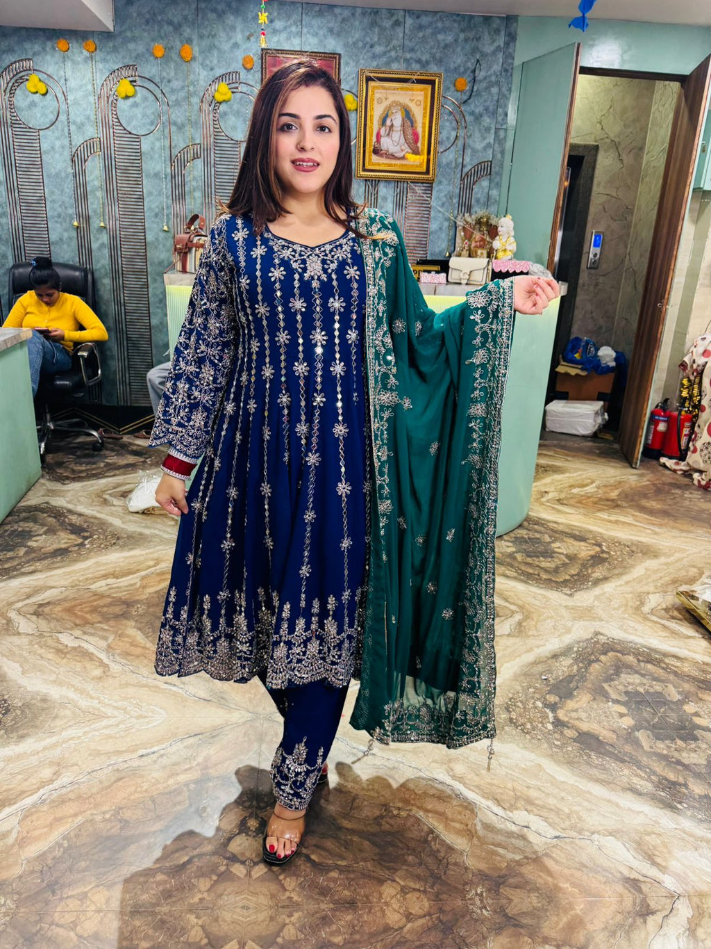 Etic Chandbali embroidered set