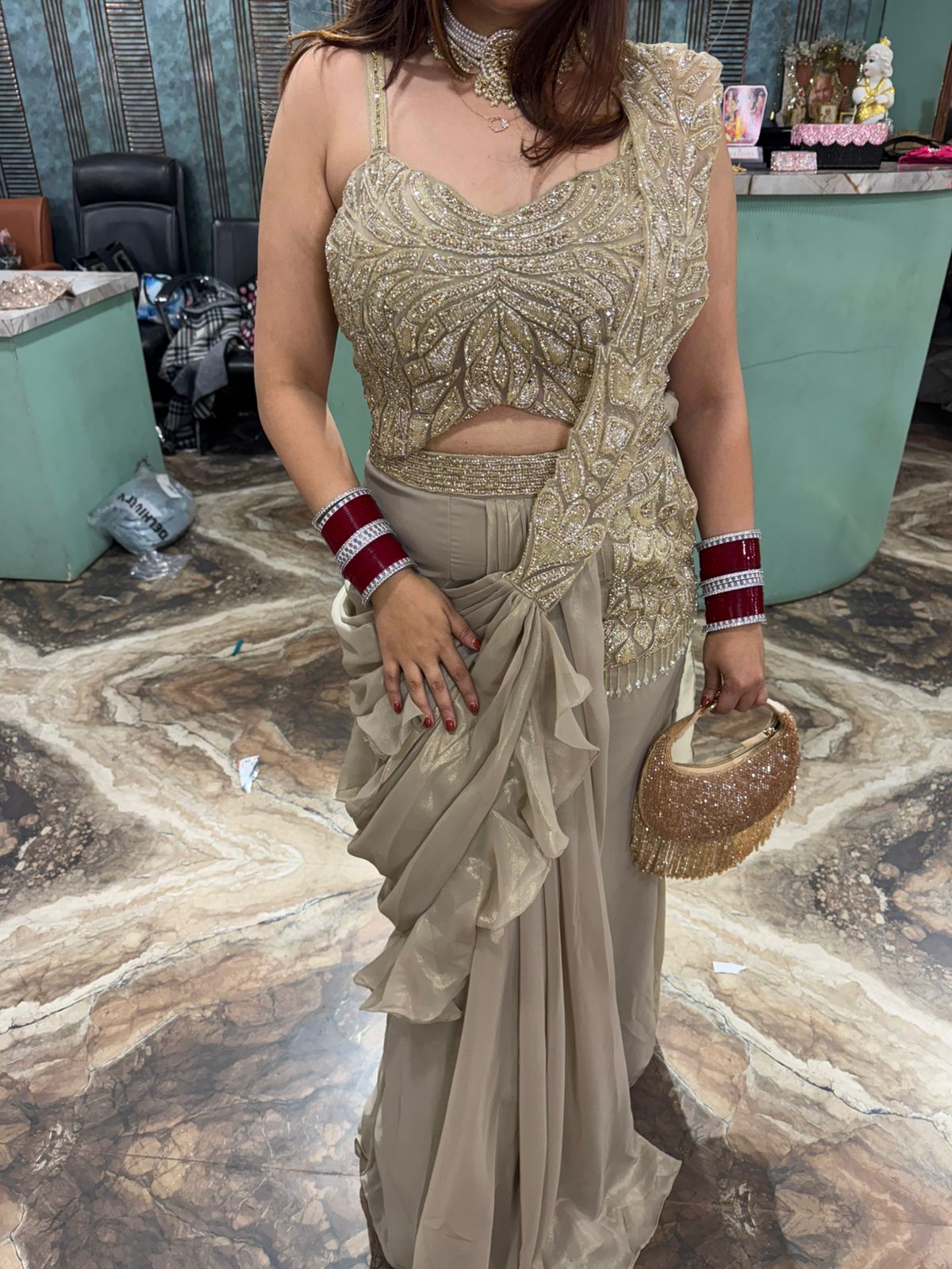 Gannetl strich Saree set