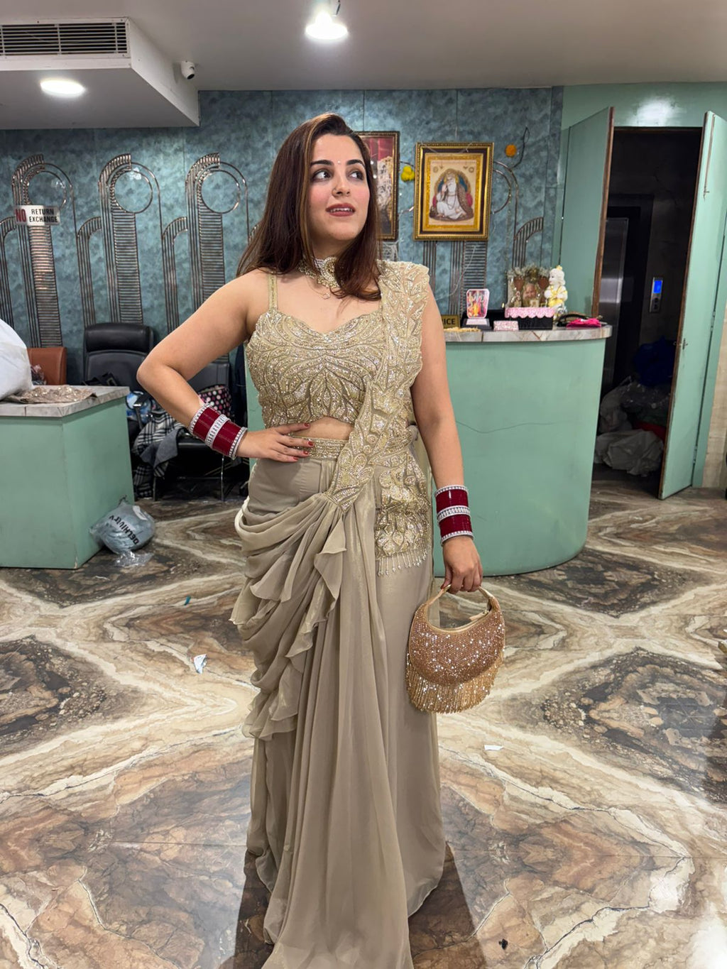 Gannetl strich Saree set