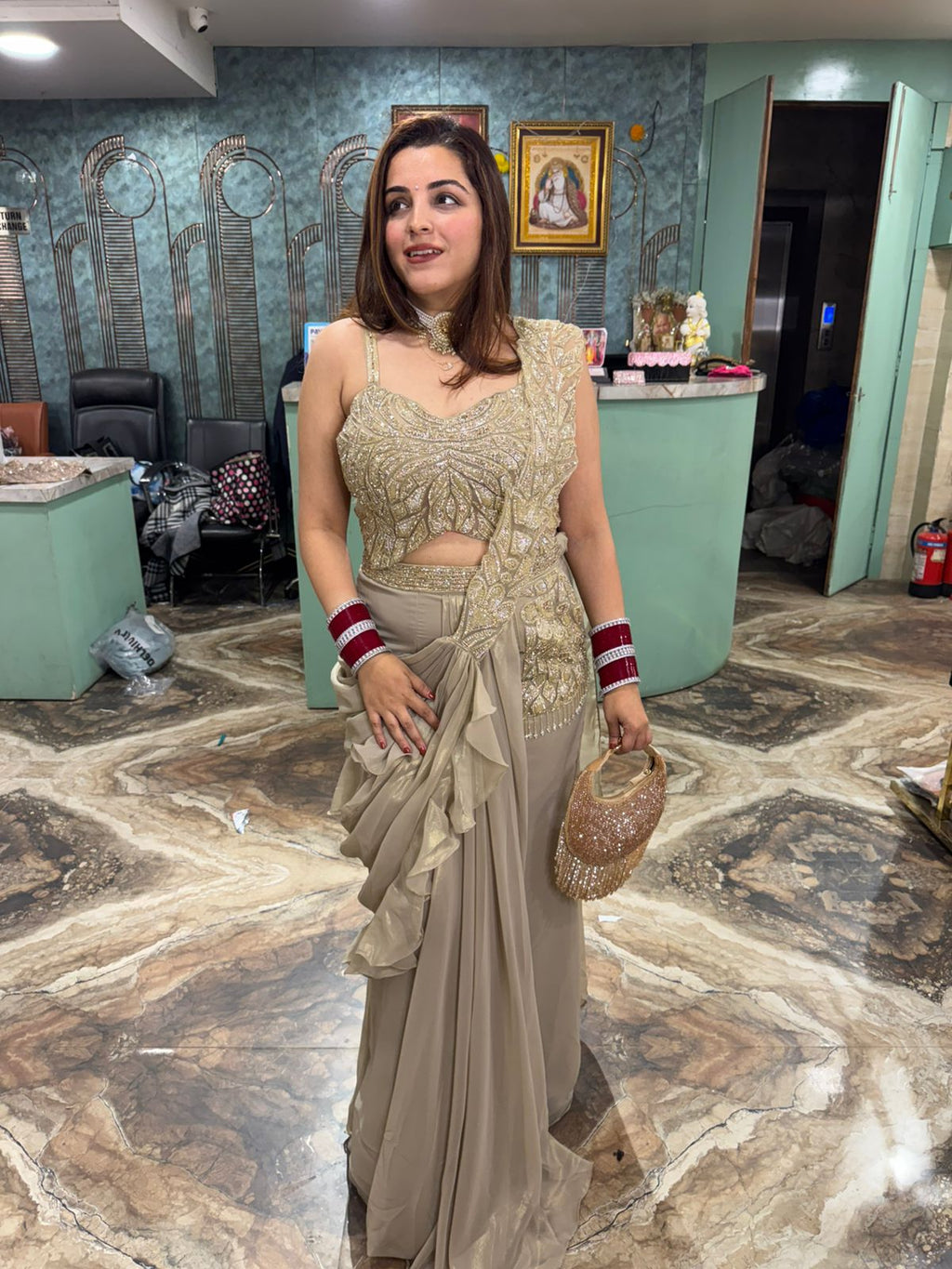 Gannetl strich Saree set