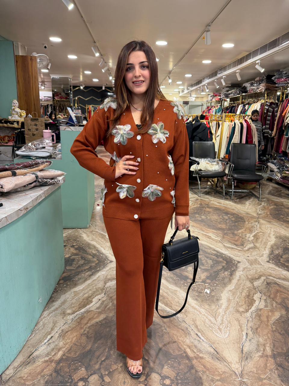 Floral woolen cord set