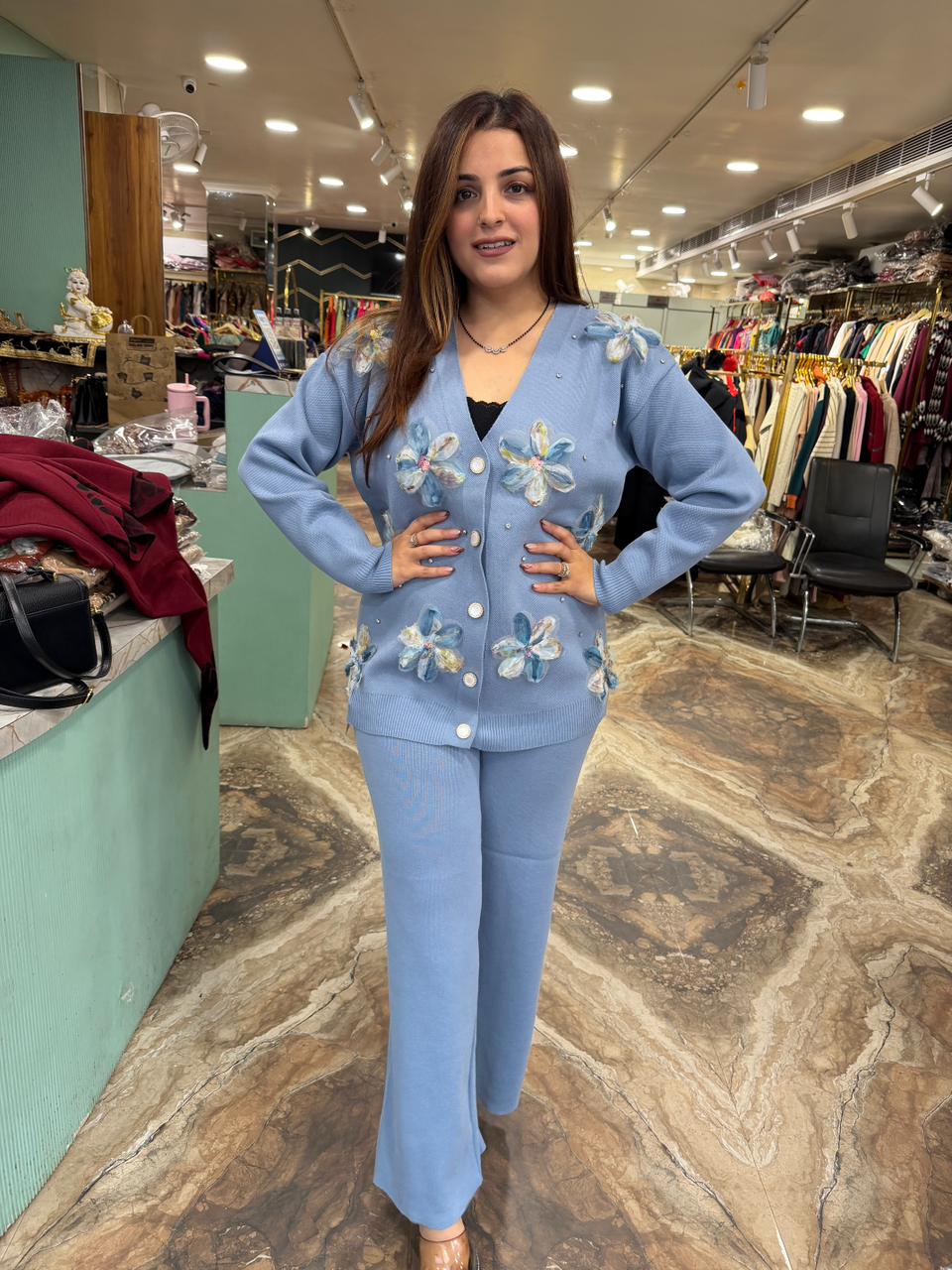 Floral woolen cord set