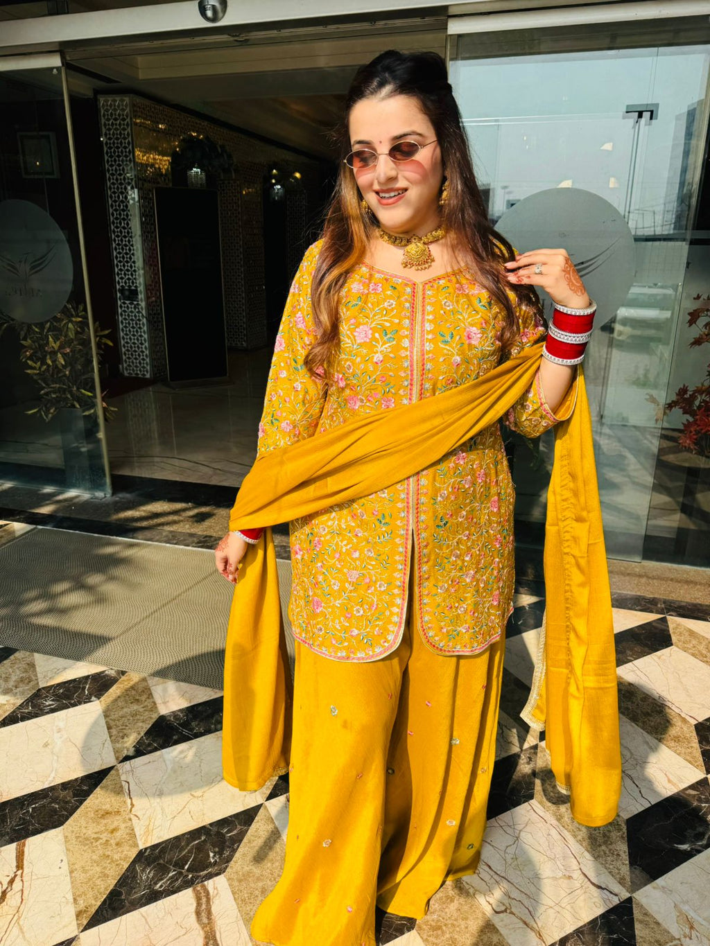 Nera three piece set