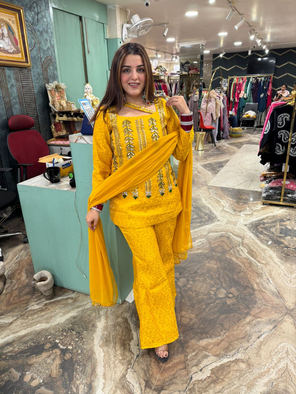 Ashiyan three piece set