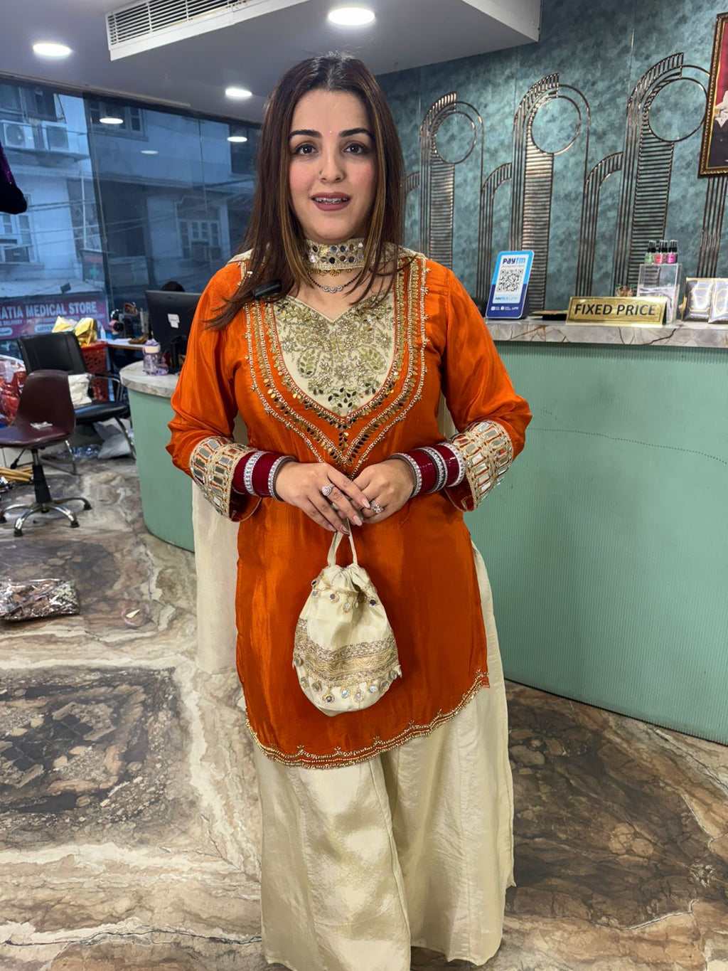 Amrita suite set
