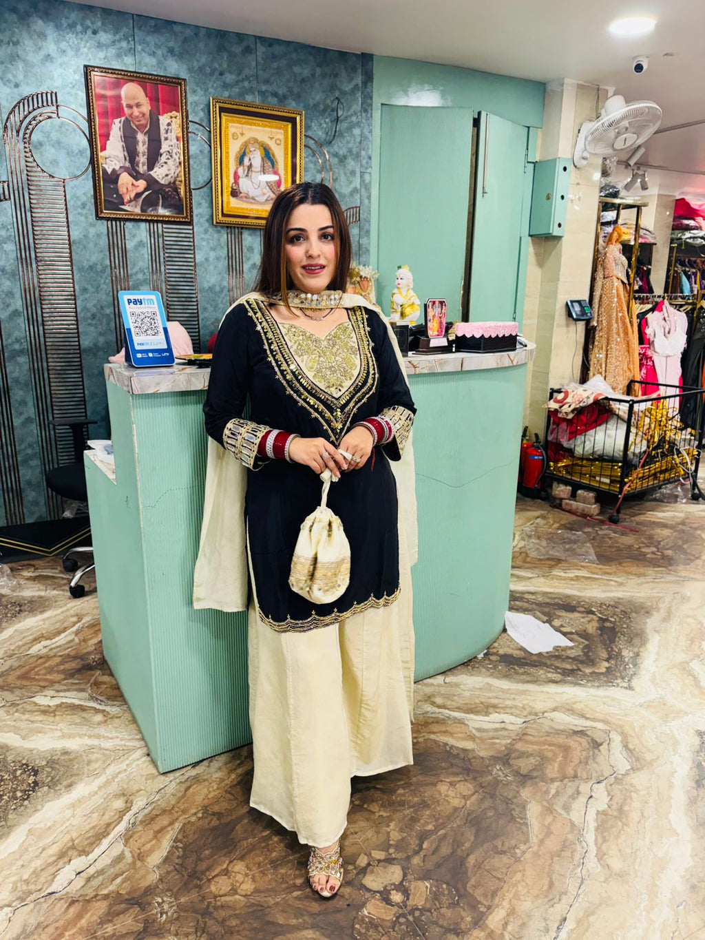Amrita suite set