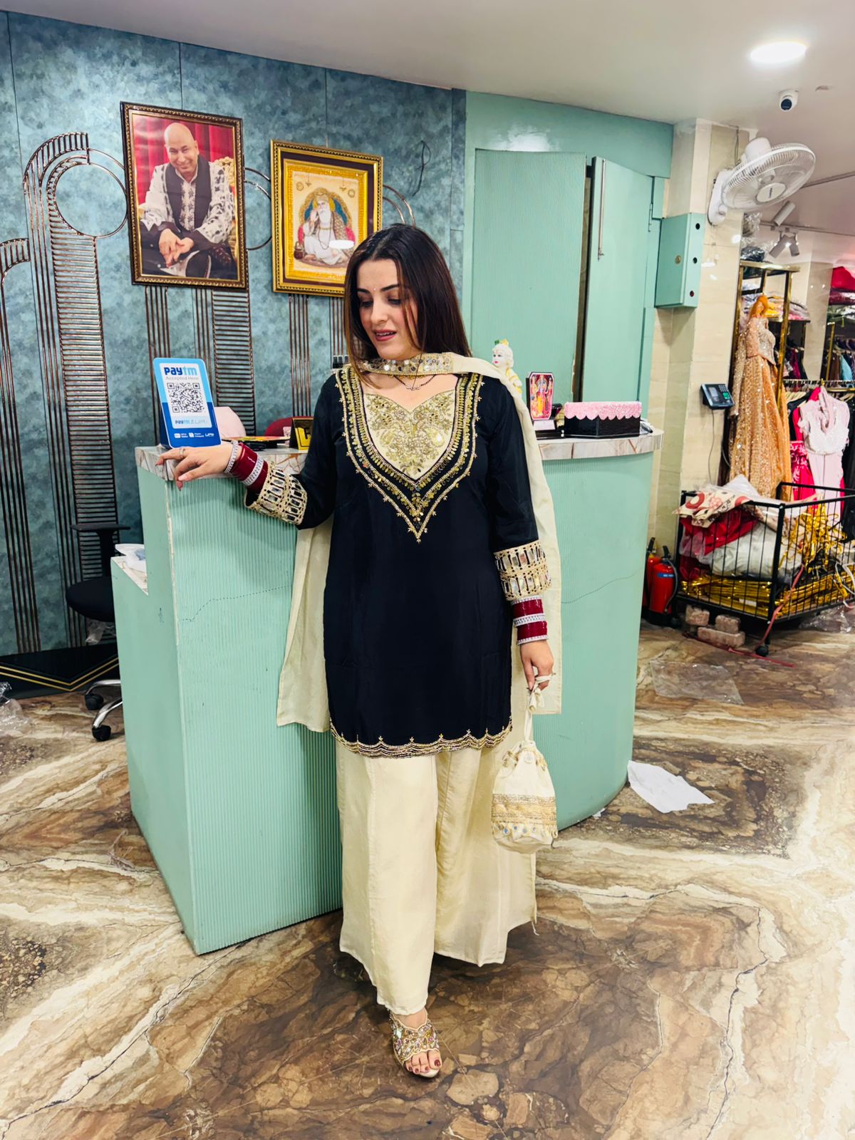 Amrita suite set