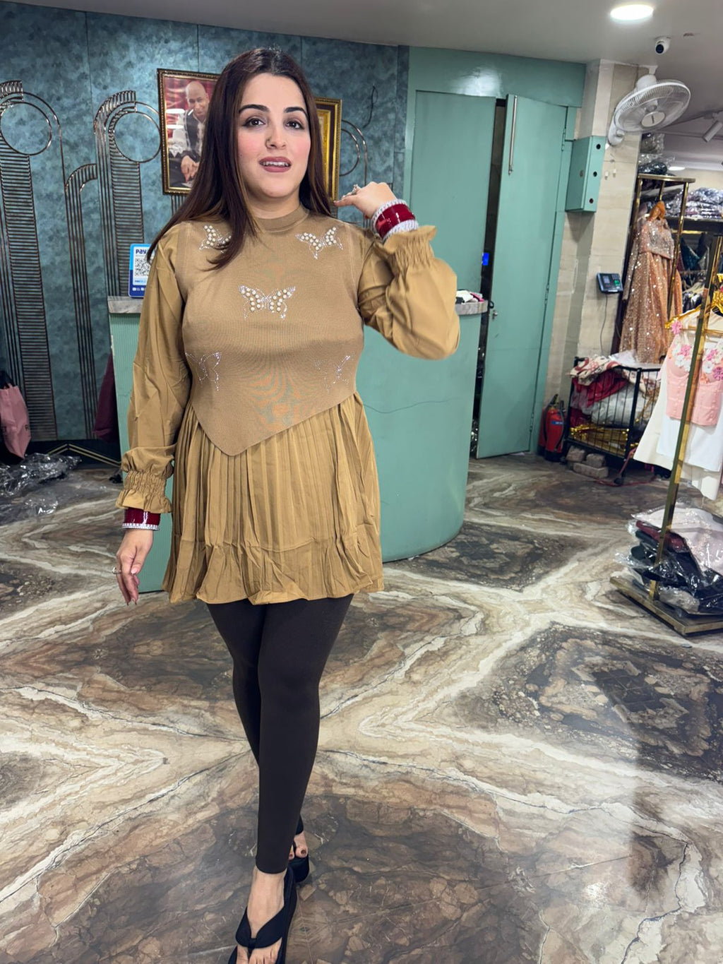 Lottie top with shrug