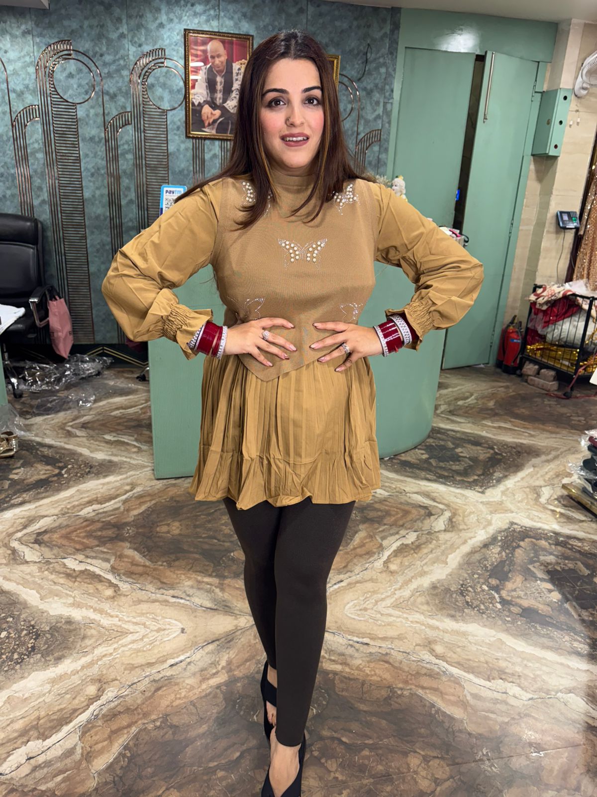 Lottie top with shrug