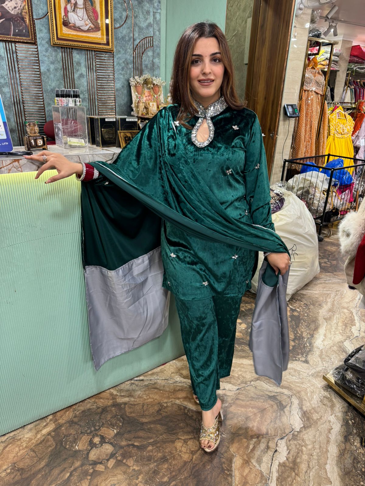 Noor Velvet Kurti set