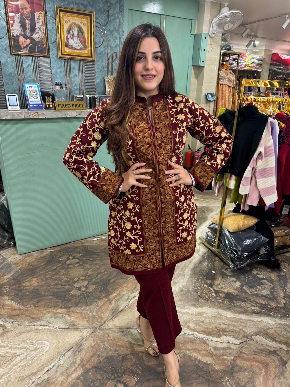Kashmiri Bloom Embroidered Short Kurti Set
