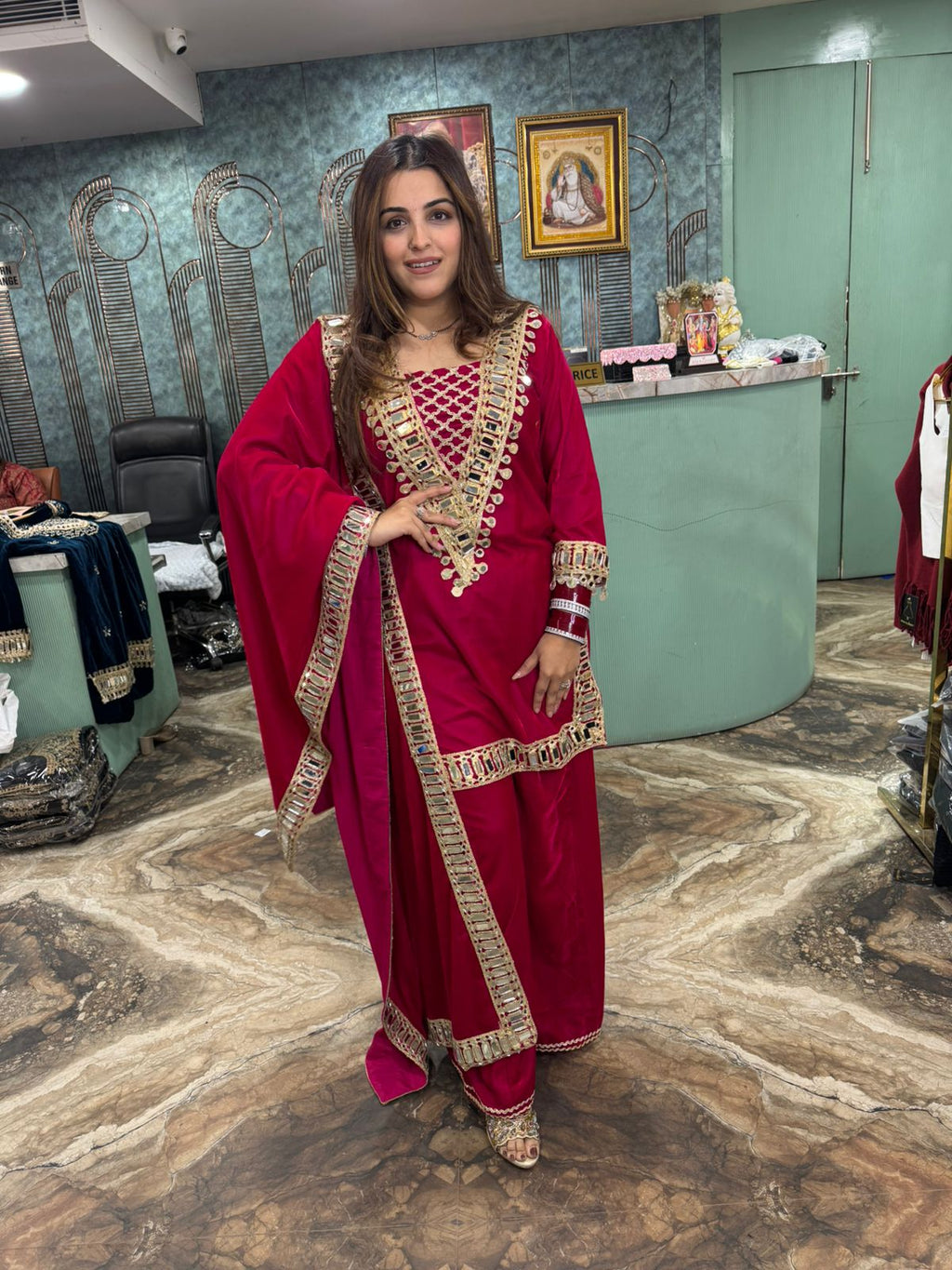 Niharika Mirror-Lace Kurti set