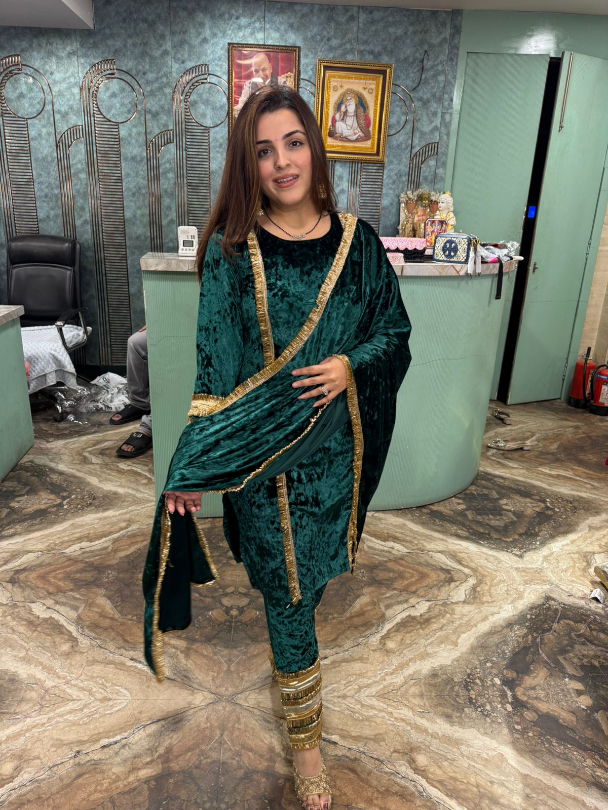 Shayera Velvet Kurti Set