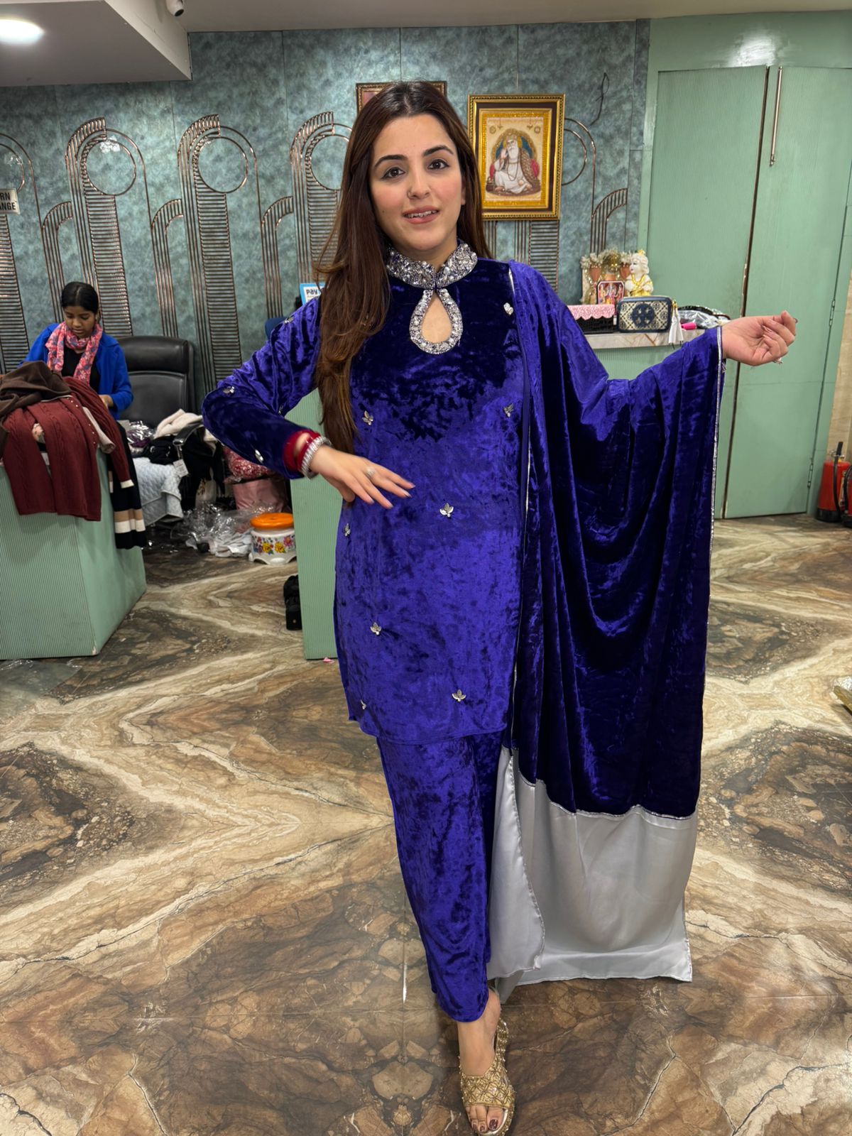 Noor Velvet Kurti set