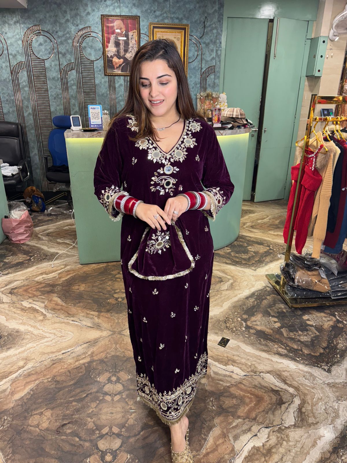 Naina Velvet Kurti Set