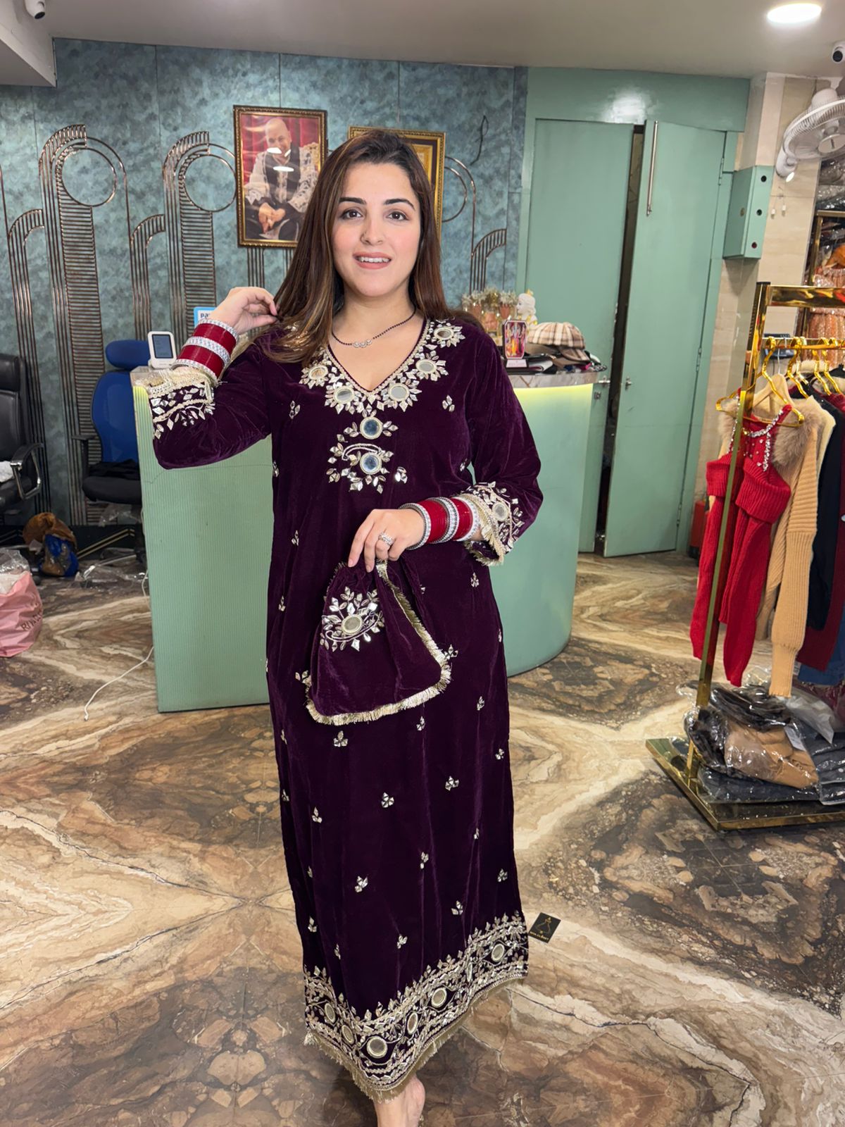Naina Velvet Kurti Set