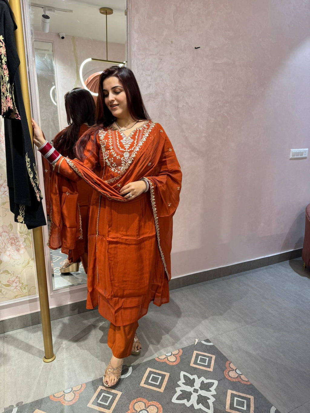 Nia Royale Embroidered Suit Set