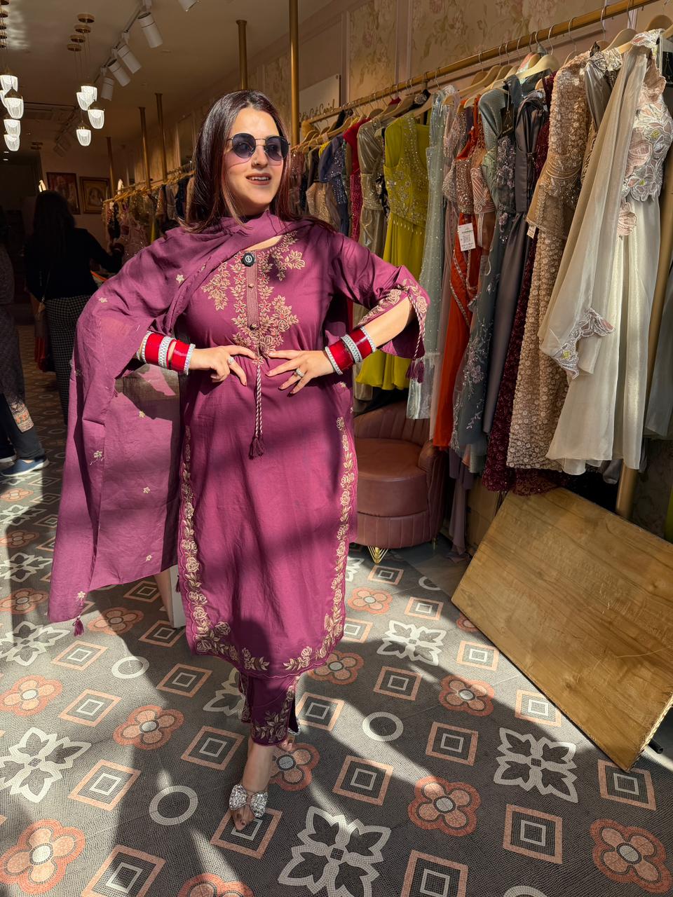 Liya Embroidered Kurta Set