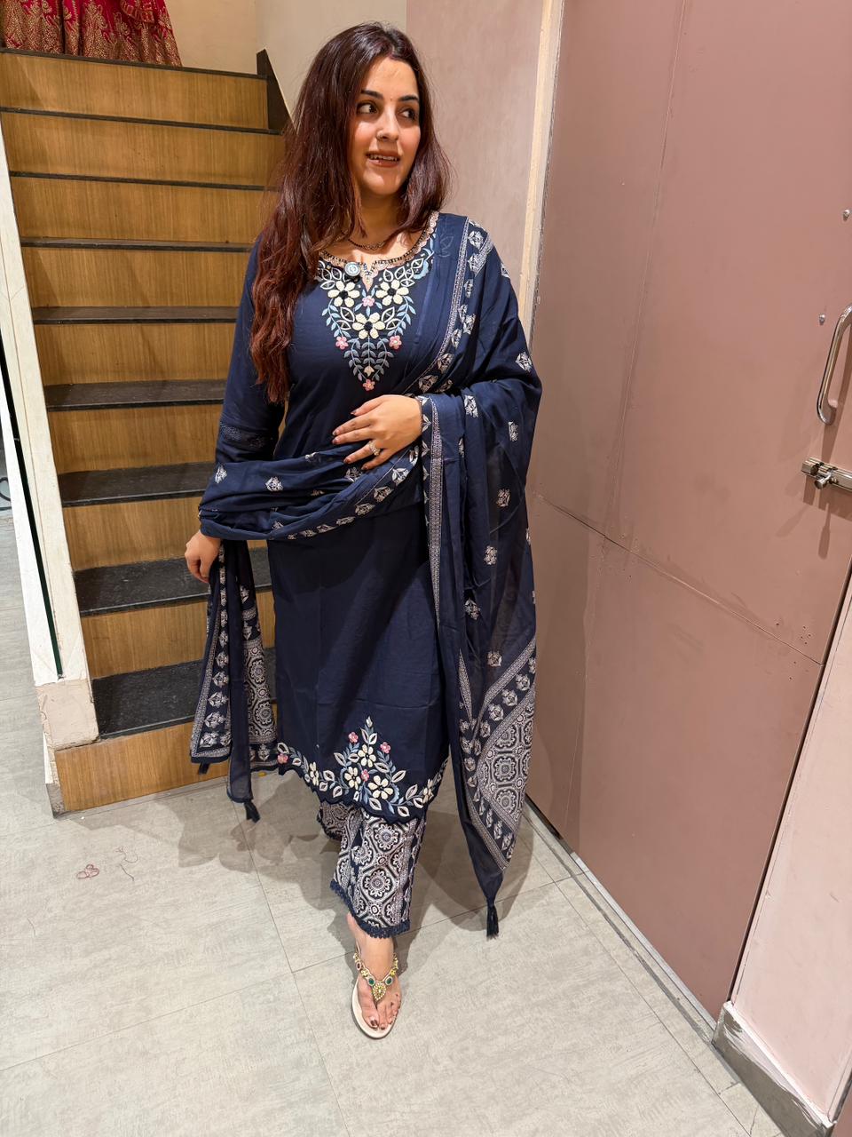 Ani Elegance Suit Set