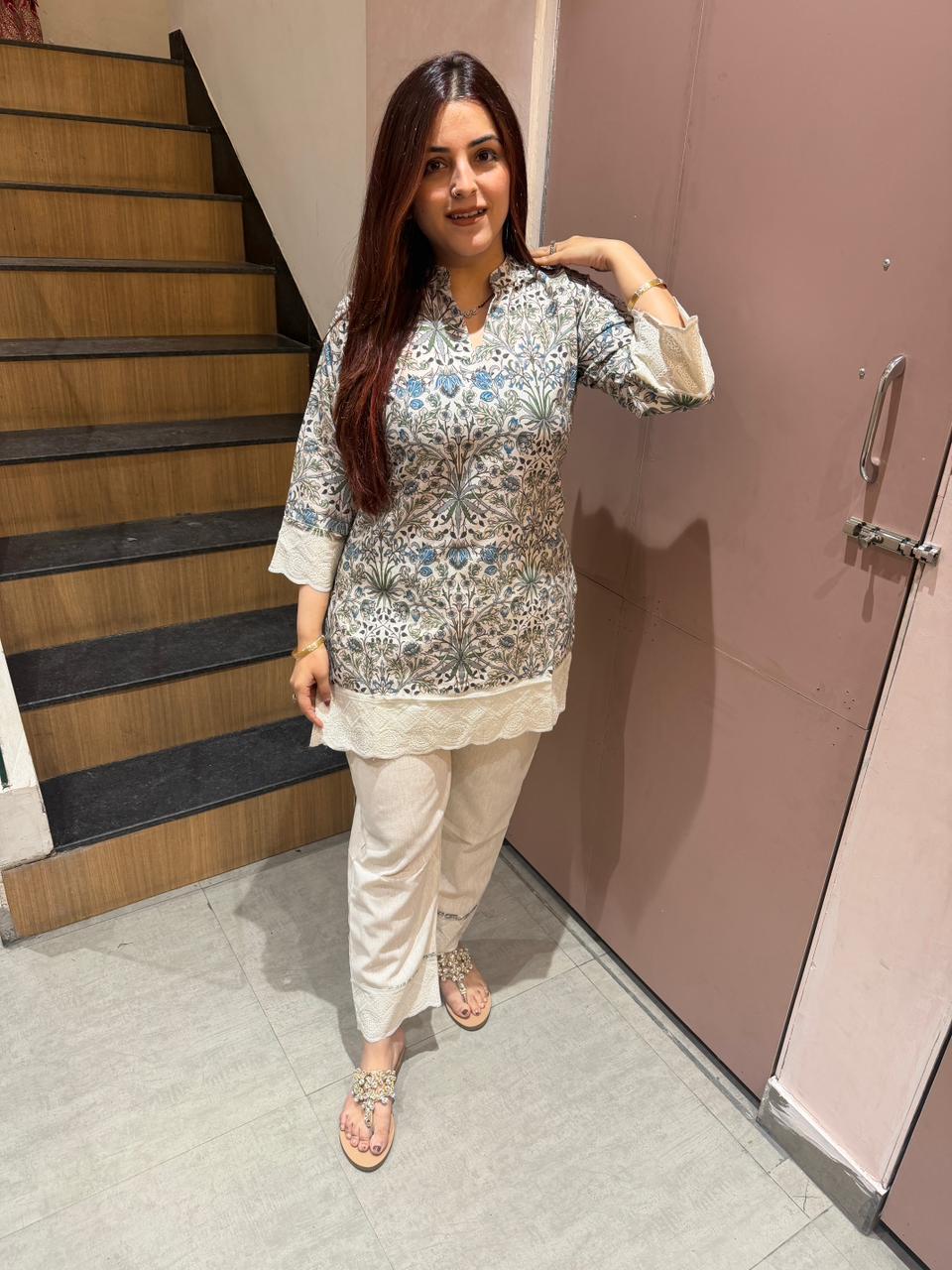 Sinu  Bloom Printed Kurti Set