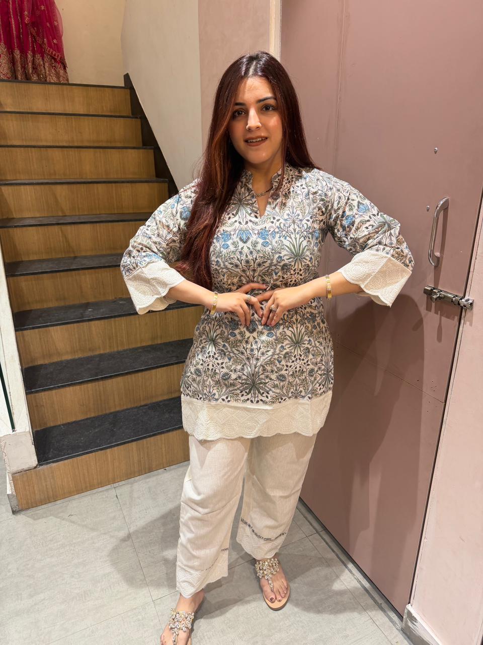 Sinu  Bloom Printed Kurti Set