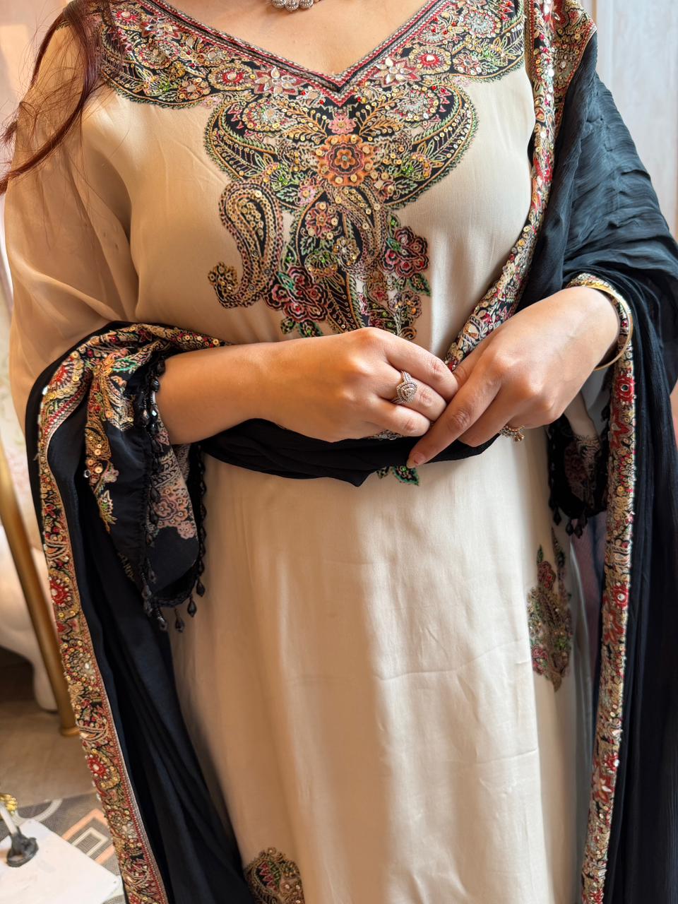 Somiya  Embroidered Palazzo Set