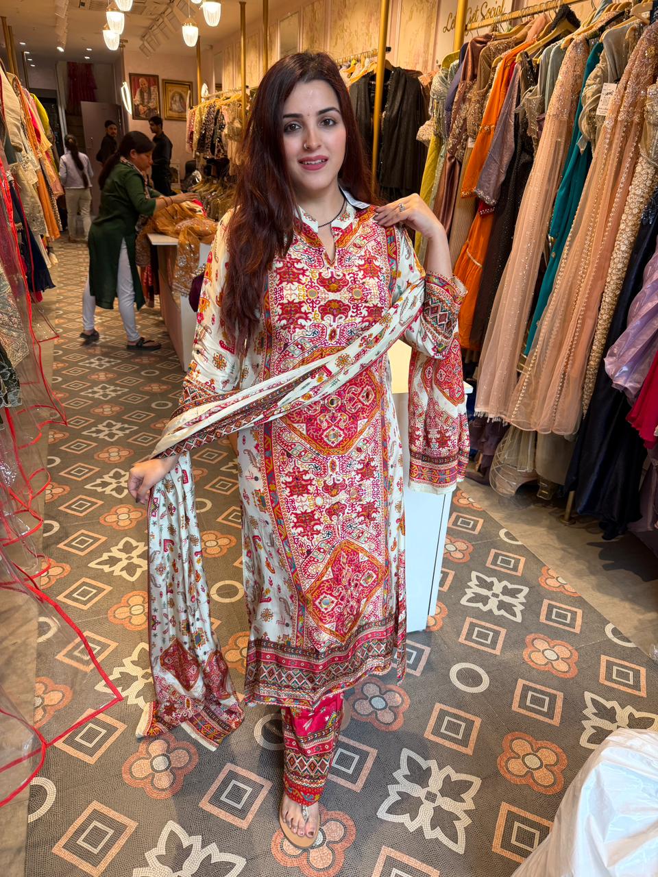 Royal Rangriti Ethnic Suit Set