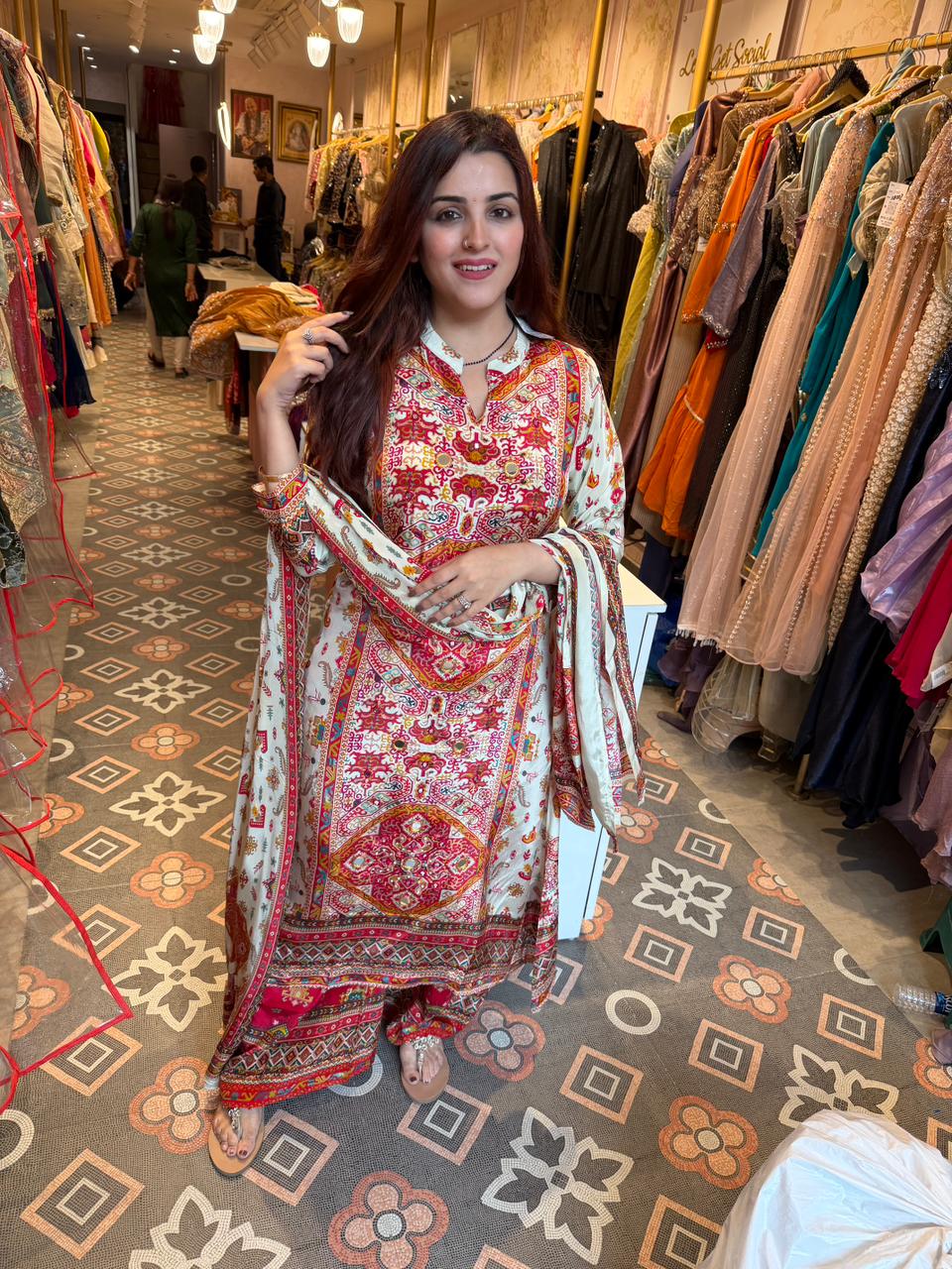 Royal Rangriti Ethnic Suit Set