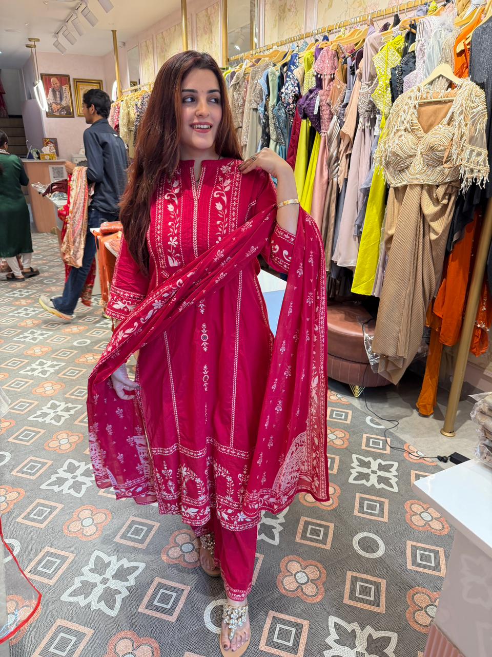 Raahi Blossom Suit Set
