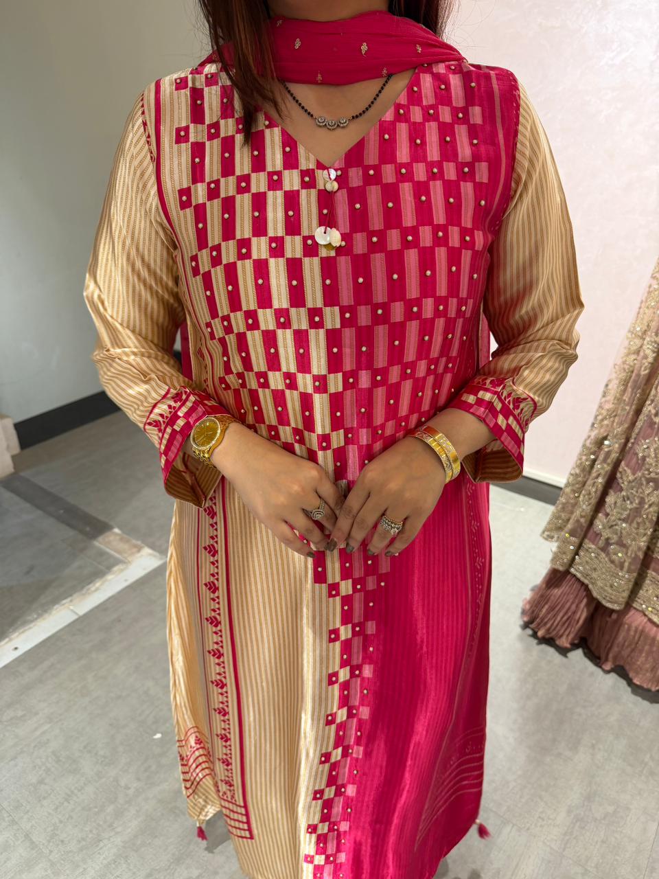 Gulmohar Radiance Suit Set