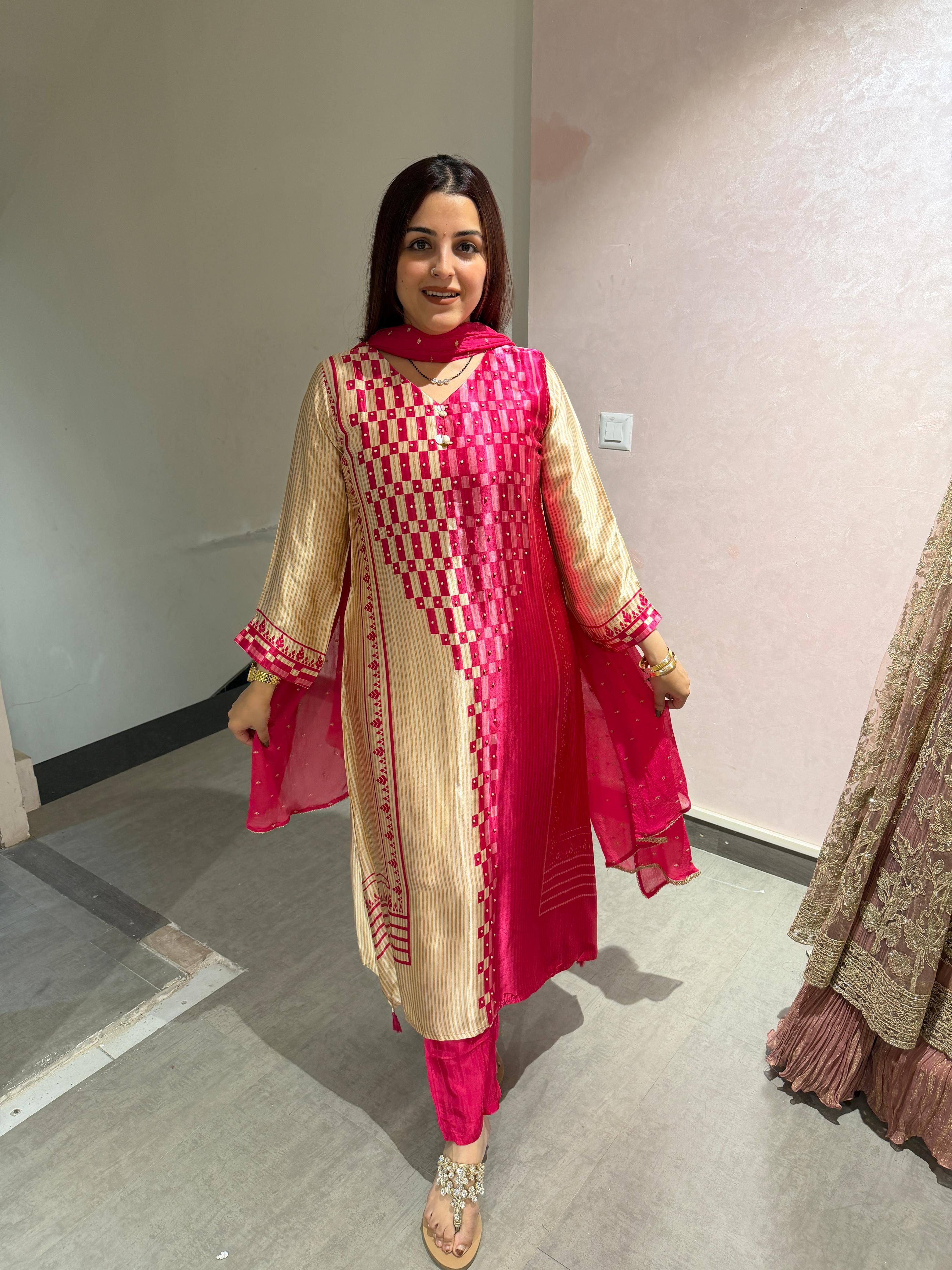 Gulmohar Radiance Suit Set
